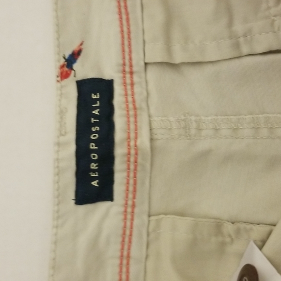 Aeropostale Size 31 Parrot Bermuda Short Khaki Tropical Bird Hawaiian - Picture 3 of 6